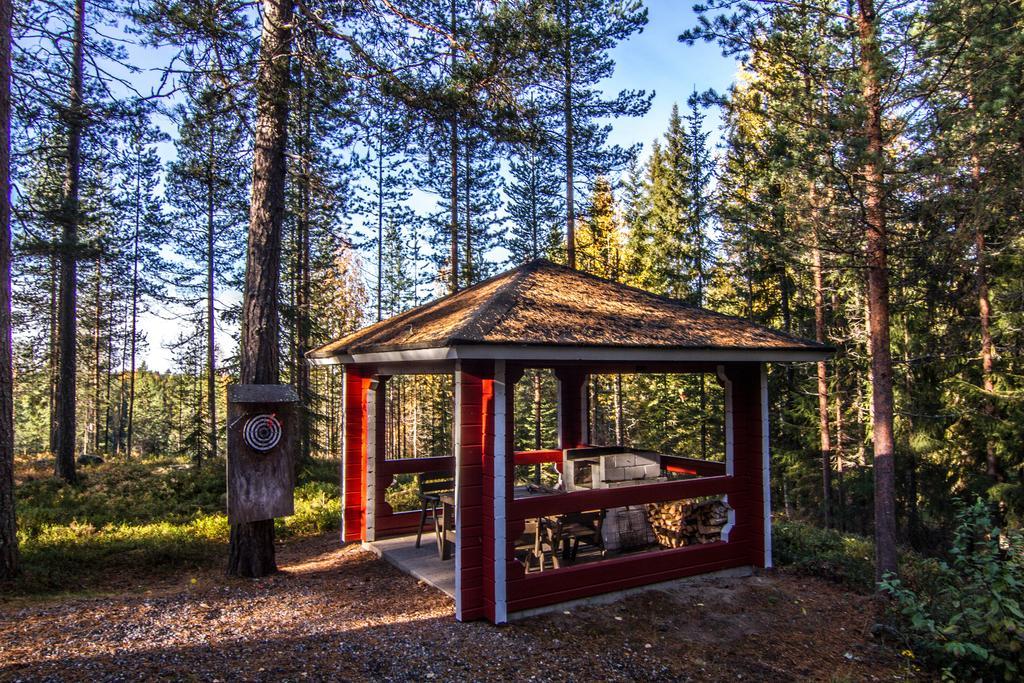 Lomaperkkioe Cottages Kajaani Room photo