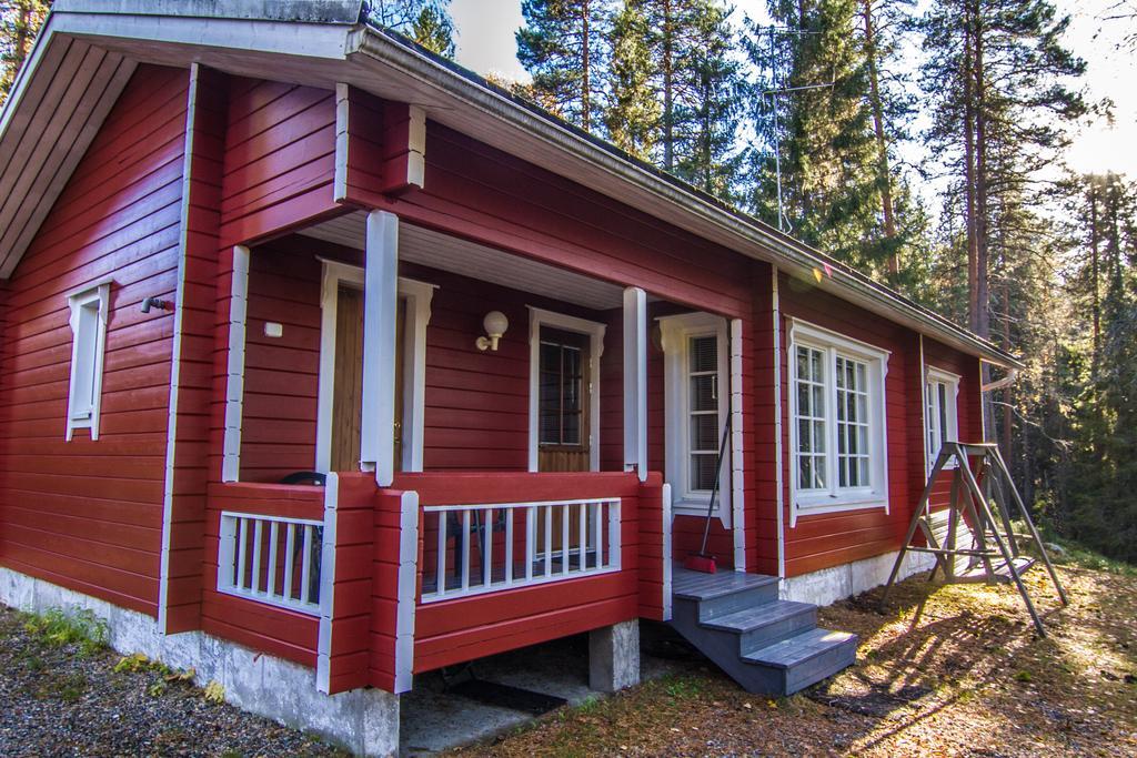 Lomaperkkioe Cottages Kajaani Room photo