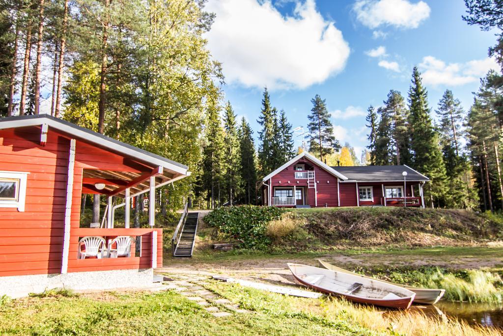 Lomaperkkioe Cottages Kajaani Room photo